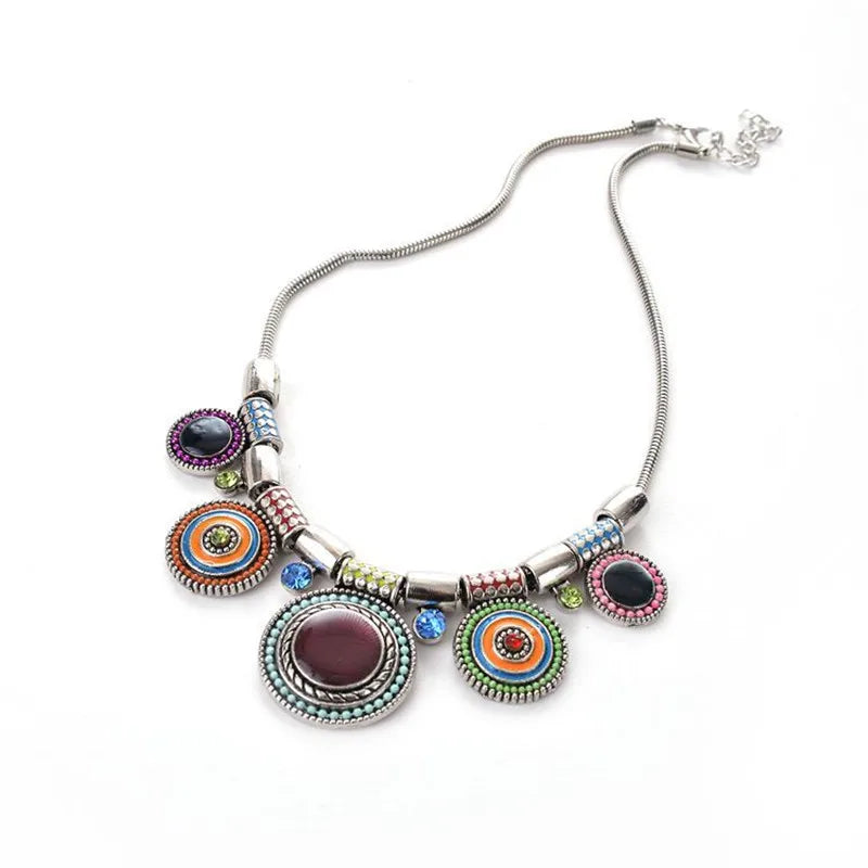 Vintage Gem Choker Necklace - Retro Statement Jewelry
