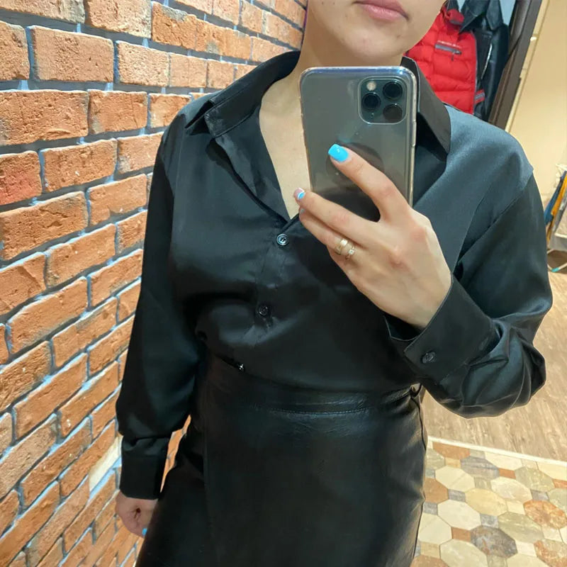 Vintage Button-Up Blouse - Loose Fit Long Sleeve Shirt