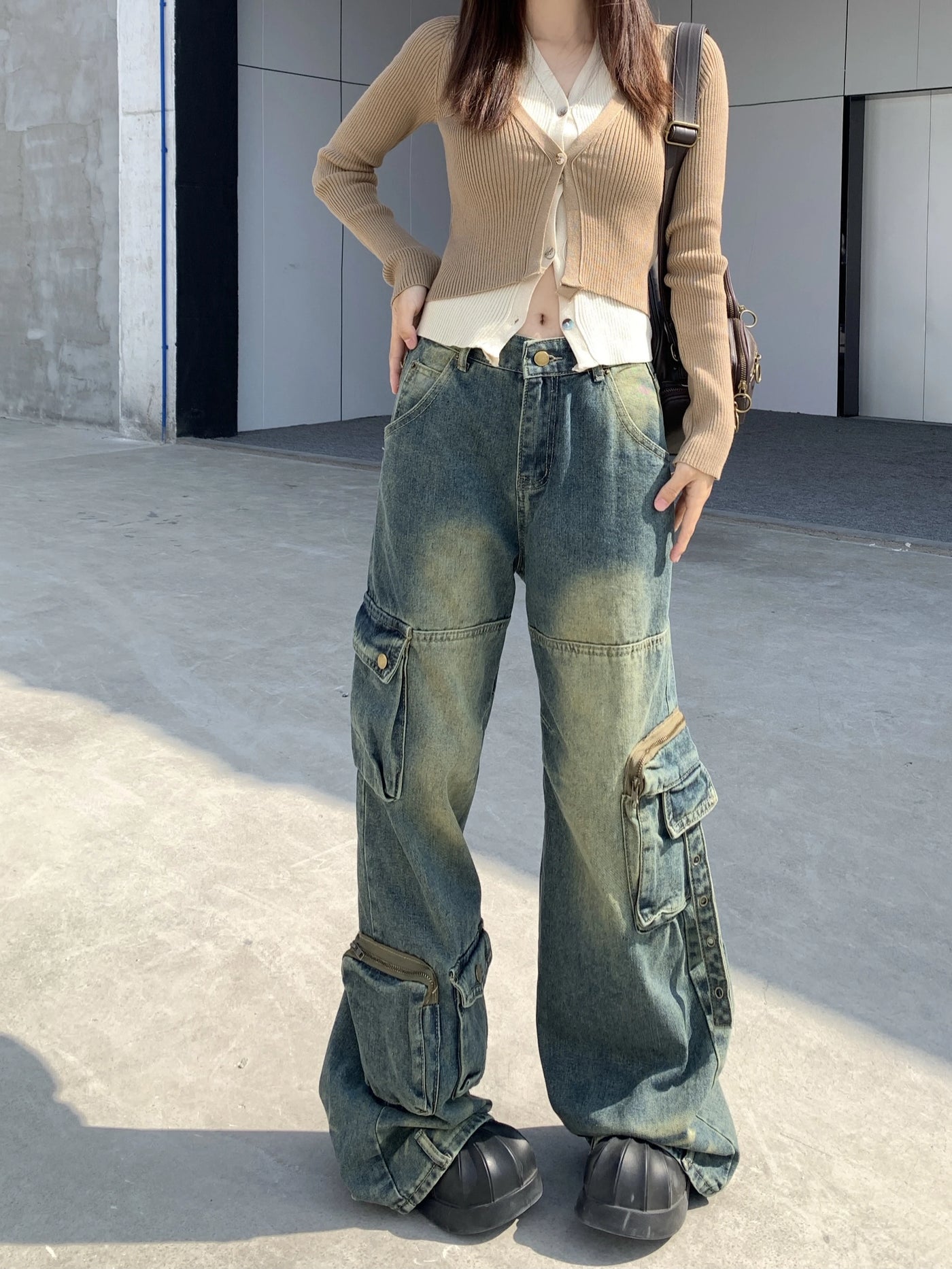 Cargo Wide-Leg Jeans - Everyday Denim