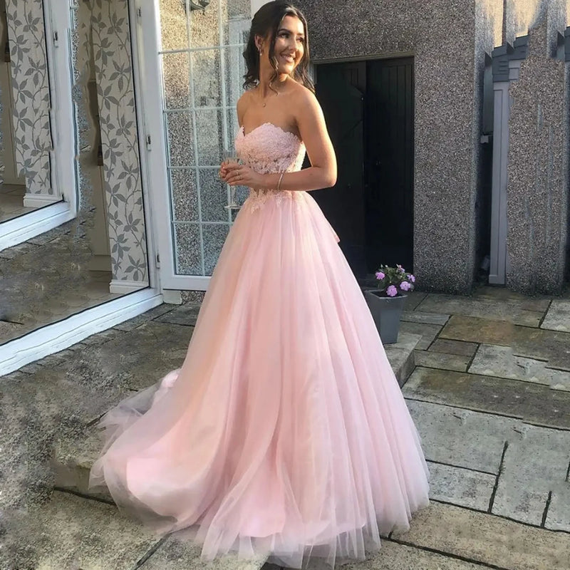 Customized Prom Dresses Tulle Pink Sweetheart Strapless Ball Gown Elegant Strapless Women Evening Gowns Formal Party Dress