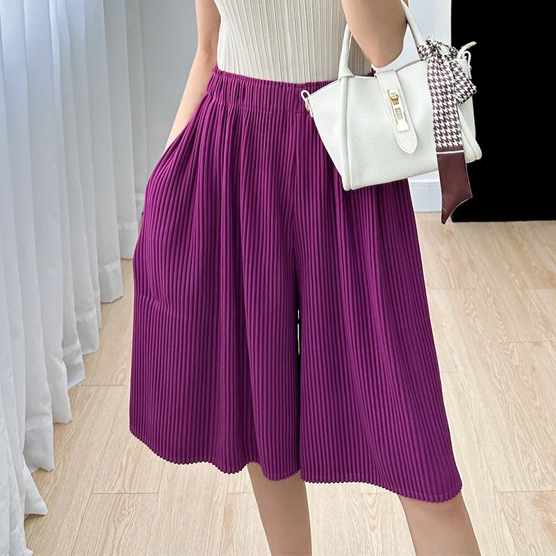Premium Pleated Mid-Length Shorts - High Waist Relaxed Fit