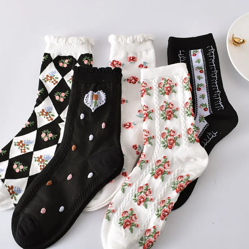 Retro Embroidered Flower Socks - 5 Pair Cozy Gift Set