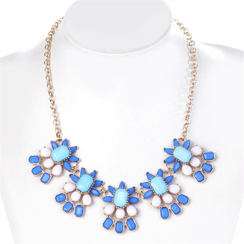 Vintage Gem Choker Necklace - Retro Statement Jewelry