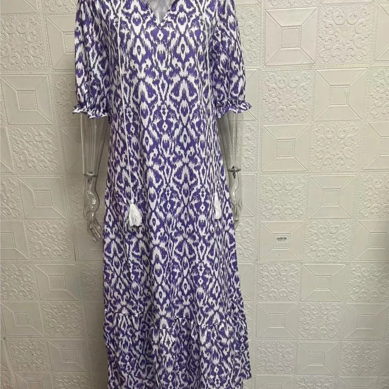 Bohemian Floral Maxi Dress - Relaxed V-Neck Summer Style
