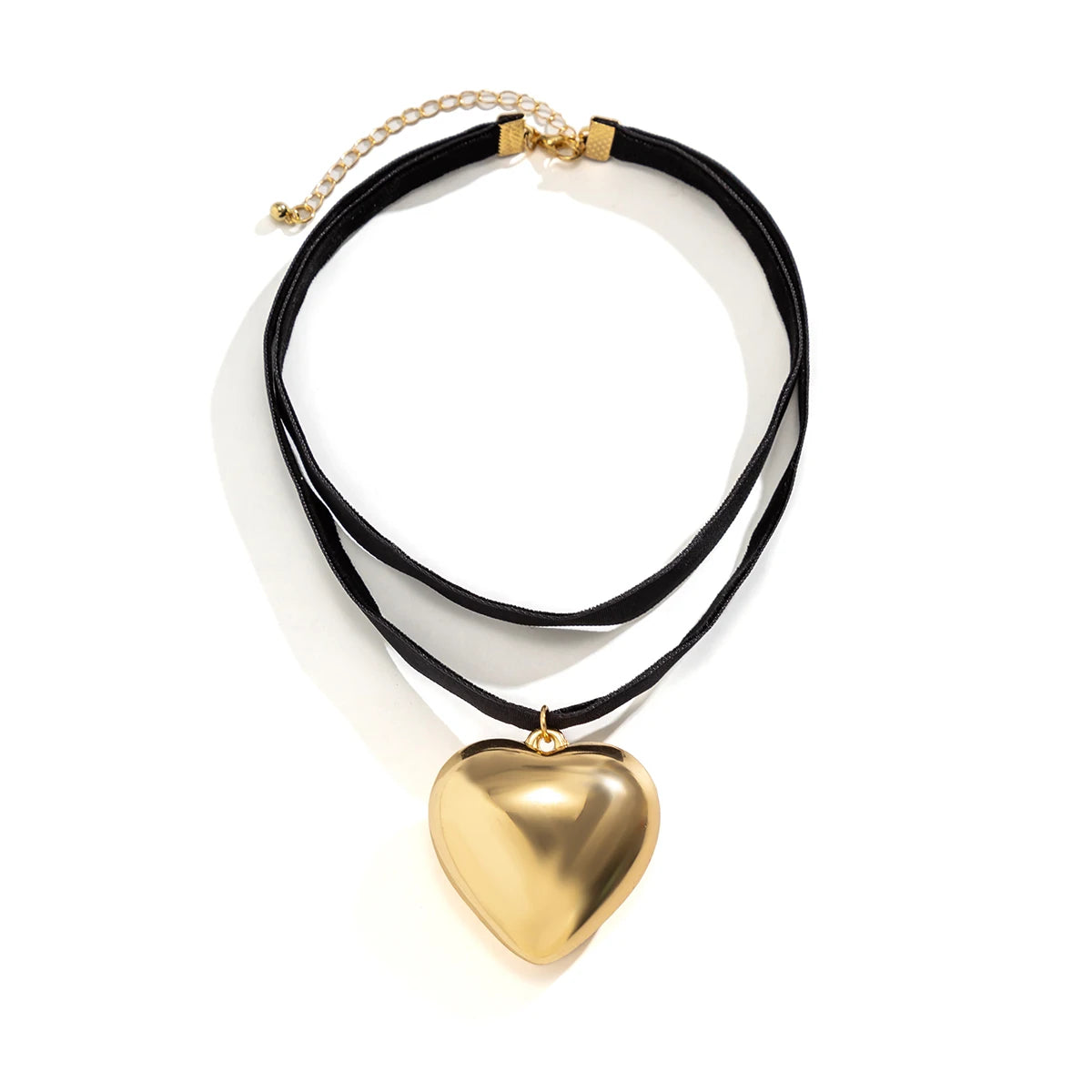 Oversized Heart Velvet Choker Necklace - Multilayer Gothic Statement