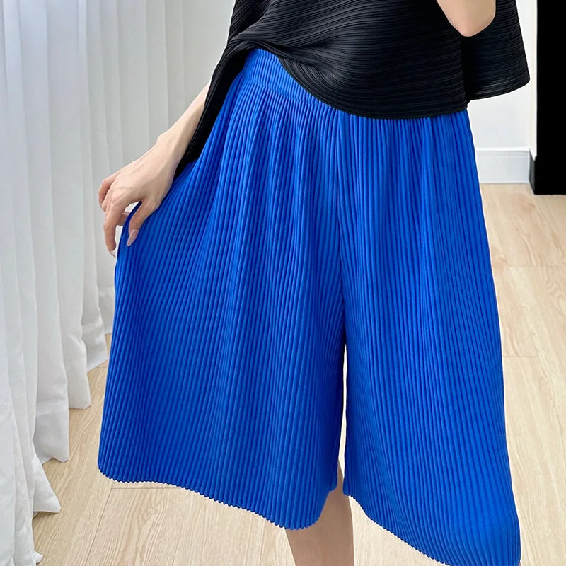 Premium Pleated Mid-Length Shorts - High Waist Relaxed Fit